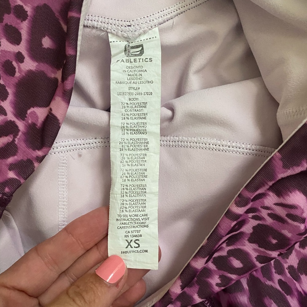 Fabletics leopard leggings - Picture 5 of 5